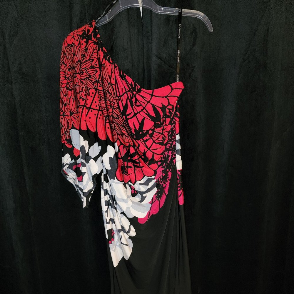 Stunning Ladies red dress by Bisou Bisou size 10